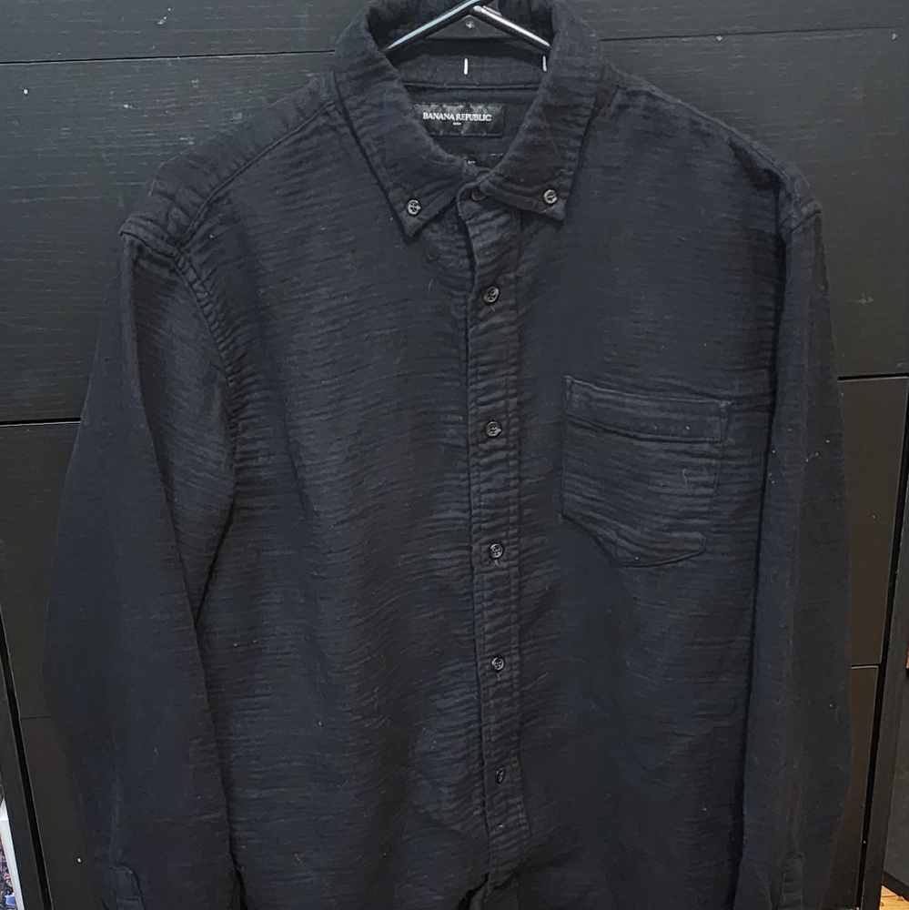 Banana Republic Men's Shirt Size Large Black Long Sleeve Corduroy Button Down
